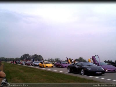 https://www.lambocars.com/wp-content/uploads/2003/05/40th1.jpg