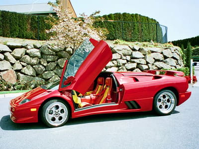 https://www.lambocars.com/wp-content/uploads/2006/06/diamomo1.jpg