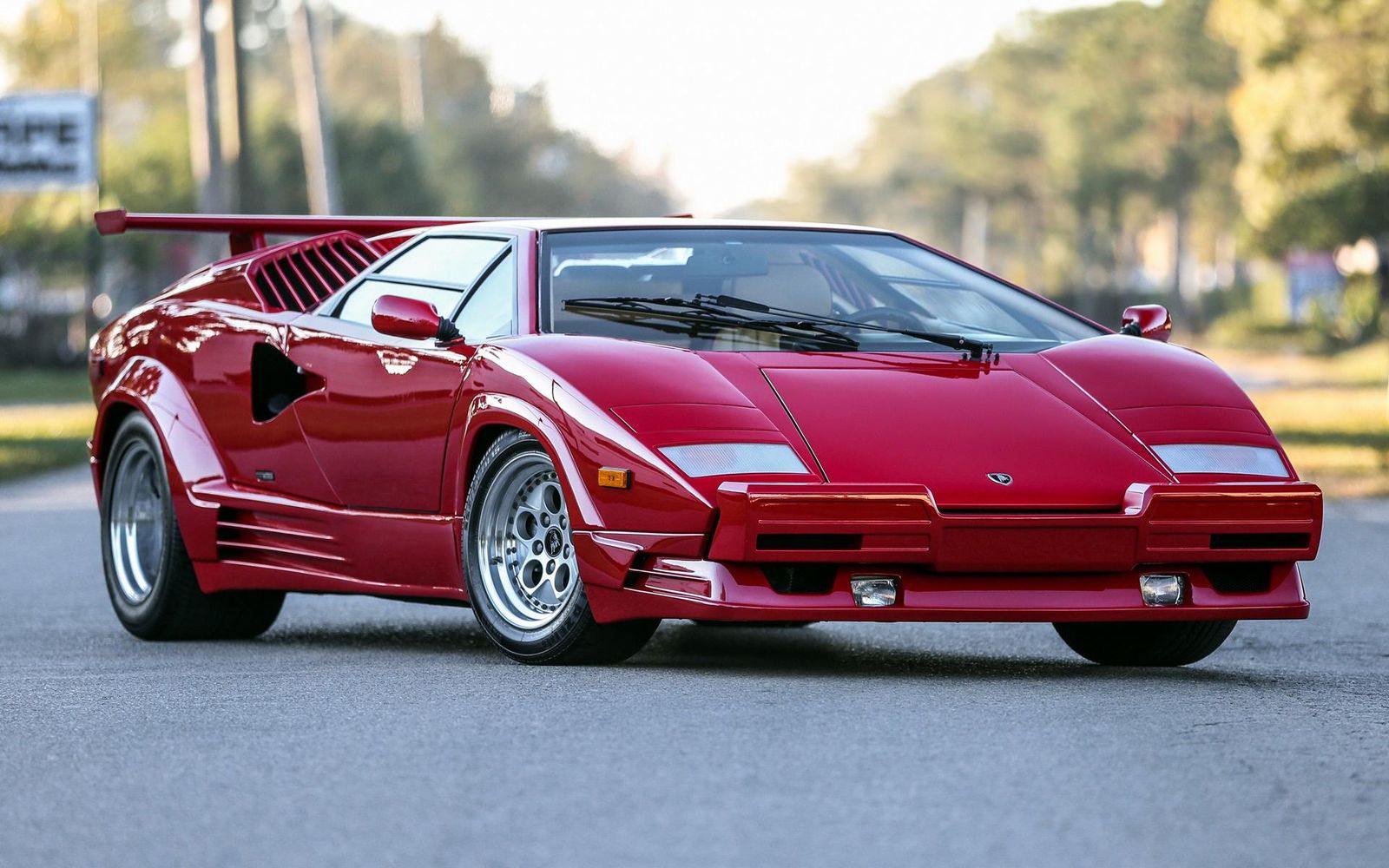 Lamborghini Countach 25th Anniversario