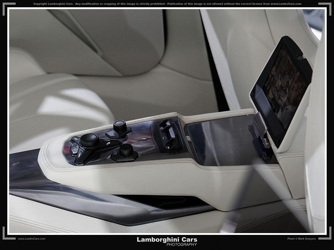https://www.lambocars.com/wp-content/uploads/2008/10/estoque5.jpg