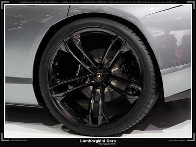 https://www.lambocars.com/wp-content/uploads/2008/10/estoque37.jpg
