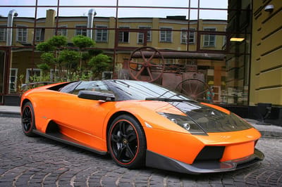 https://www.lambocars.com/wp-content/uploads/2010/09/statusdesign01.jpg
