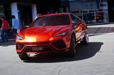 https://www.lambocars.com/wp-content/uploads/2012/04/urus36.jpg