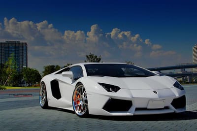 Aventador Rolling On Polished Hyper Forged Wheels - Pictures &Amp;Amp; Gallery 2 Https://www. Lambocars. Com/wp-content/uploads/2012/09/aventador_hyper_forged_1. Jpg