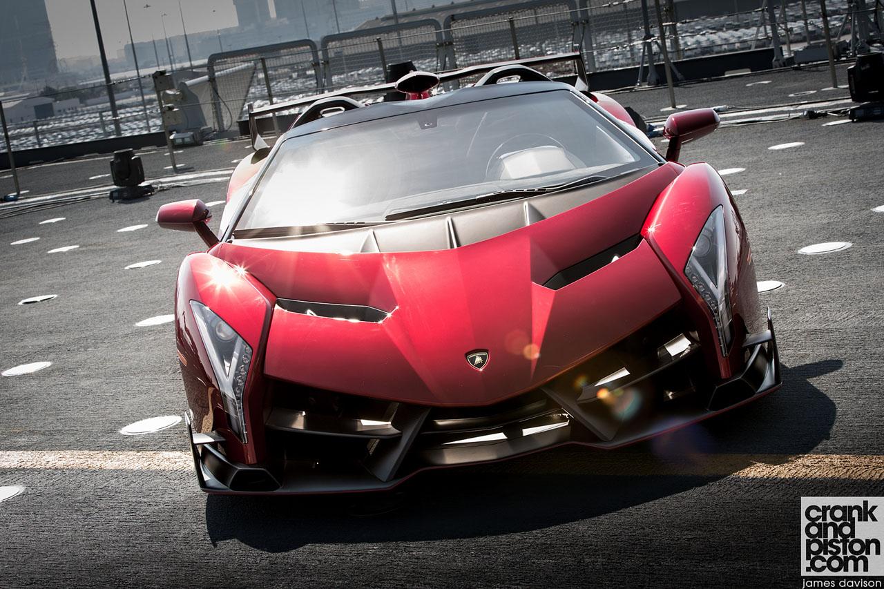Veneno Roadster Shown In Abu Dhabi - Pictures &Amp; Gallery 13 Https://www. Lambocars. Com/wp-content/uploads/2013/12/veneno_roadster_abu_dhabi_6. Jpg