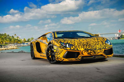 https://www.lambocars.com/wp-content/uploads/2014/12/art_basel_car_aventador_1.jpg