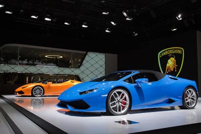 https://www.lambocars.com/wp-content/uploads/2015/09/huracan_lp610_spyder_32.jpg