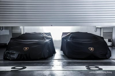 https://www.lambocars.com/wp-content/uploads/2016/01/veneno_roadster_hong_kong_1.jpg