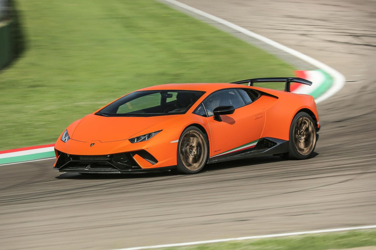 Lamborghini Huracan Lp 640-4 Performante 12 474142 v2