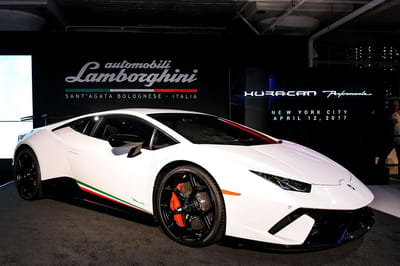 https://www.lambocars.com/wp-content/uploads/2017/04/2017_huracan_performante_36.jpg