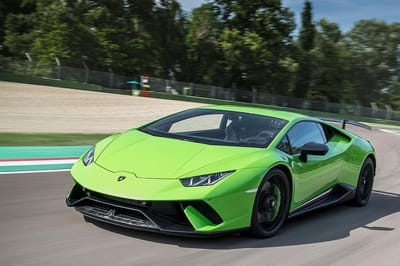 https://www.lambocars.com/wp-content/uploads/2017/06/2017_huracan_performante_imola_1.jpg