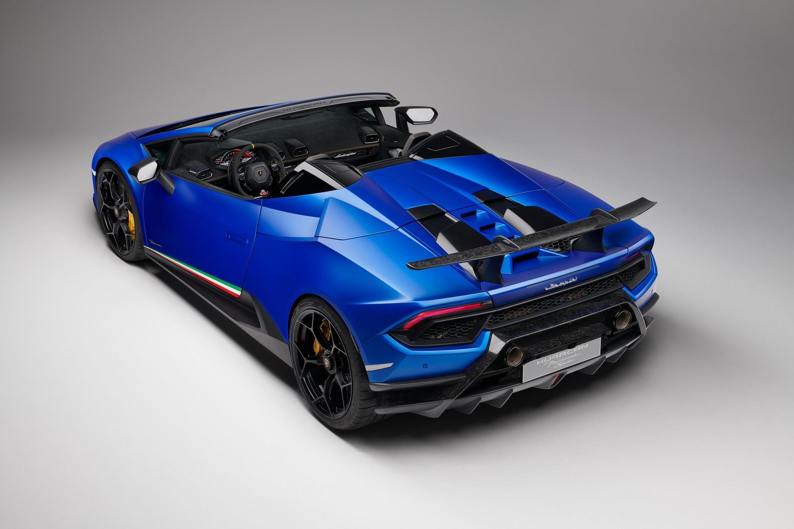 2018-2019 Lamborghini Huracán Performante Spyder 17 502847 v2