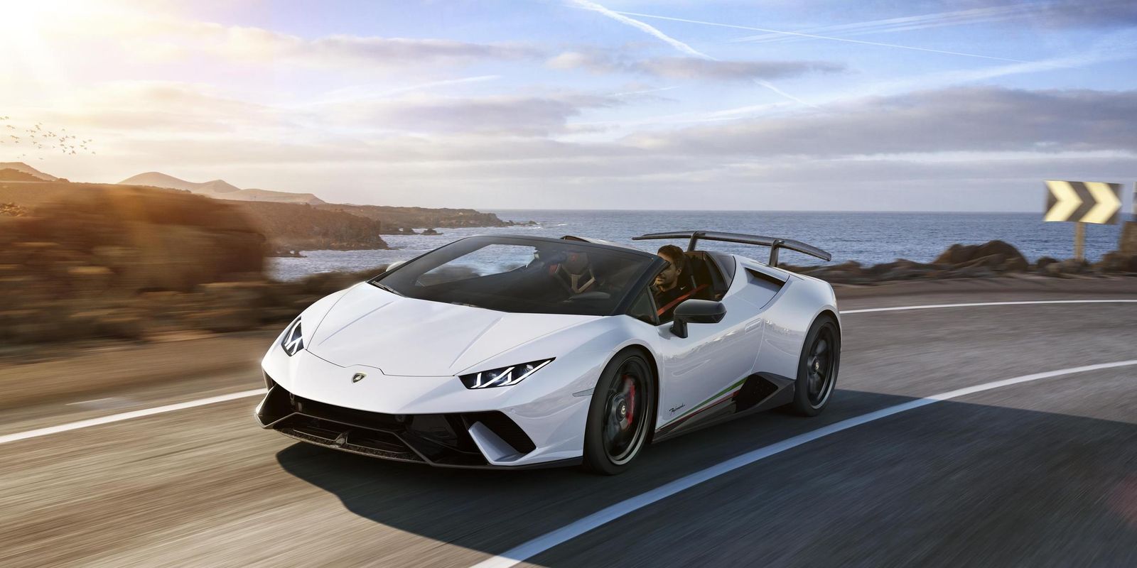 2018-2019 Lamborghini Huracán Performante Spyder 21 502874 v2