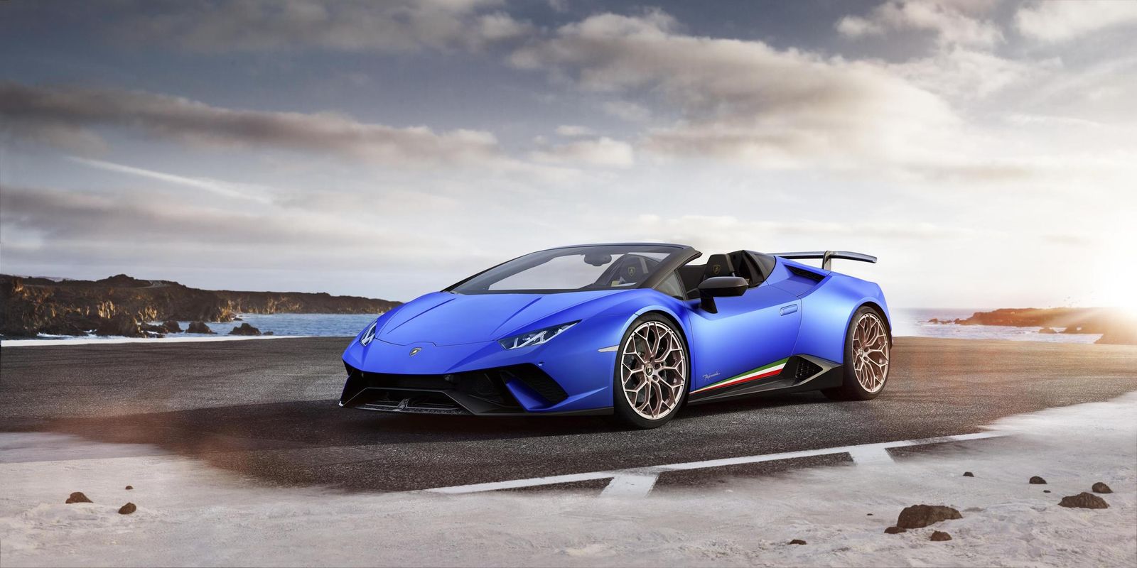 2018-2019 Lamborghini Huracán Performante Spyder 13 502875 v2