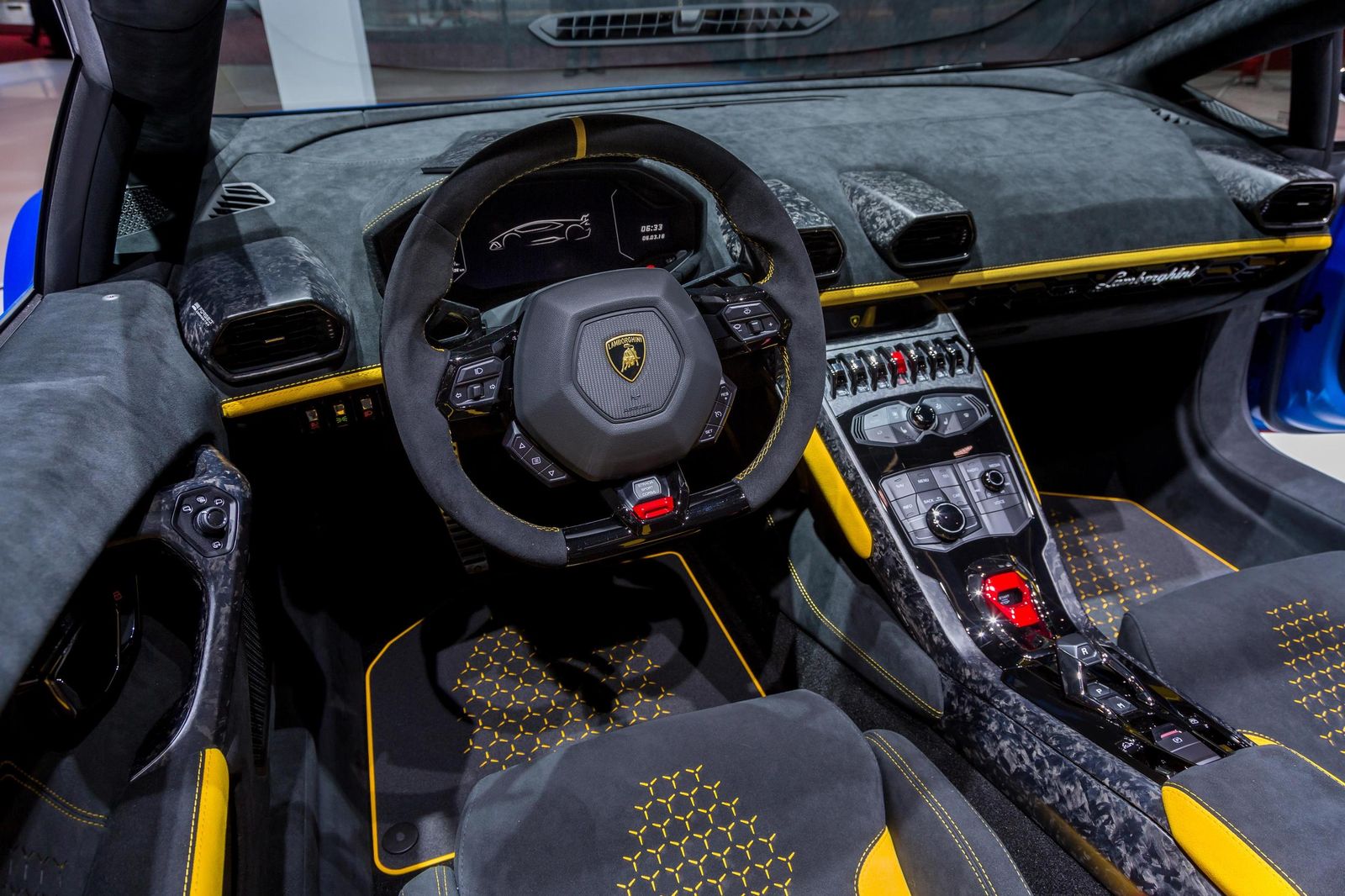 2018-2019 Lamborghini Huracán Performante Spyder 19 502977 v2