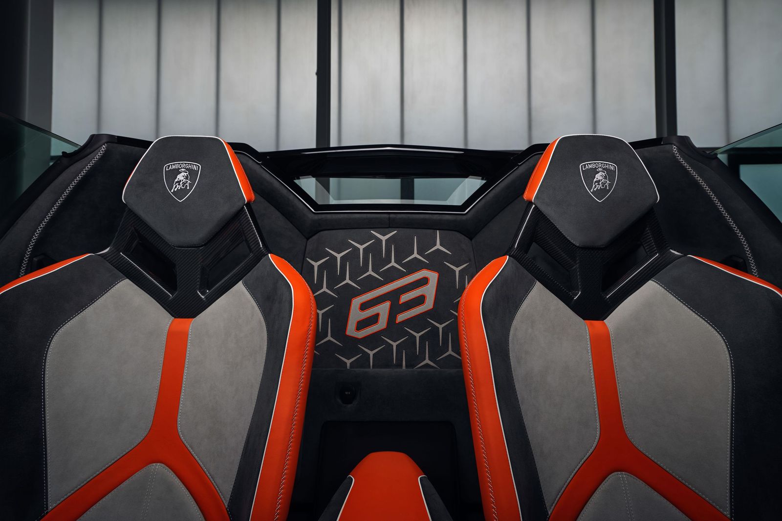 Lamborghini Aventador Svj Roadster 63 9 545473