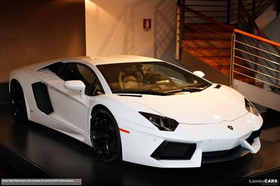 Lamborghini Aventador