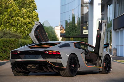 Centenario And Ad Personam Aventador S At Goodwood Fos 2 Https://www. Lambocars. Com/wp-content/uploads/2020/11/2017_goodwood_fos_4. Jpg