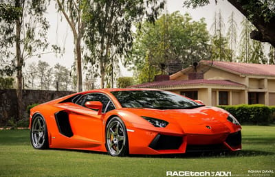 https://www.lambocars.com/wp-content/uploads/2020/11/adv_aventador_040812_01.jpg