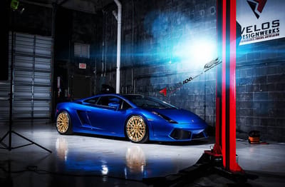 https://www.lambocars.com/wp-content/uploads/2020/11/adv_gold_1.jpg