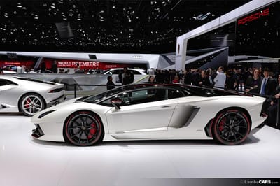 https://www.lambocars.com/wp-content/uploads/2020/11/aventador_pirelli_edition_21.jpg