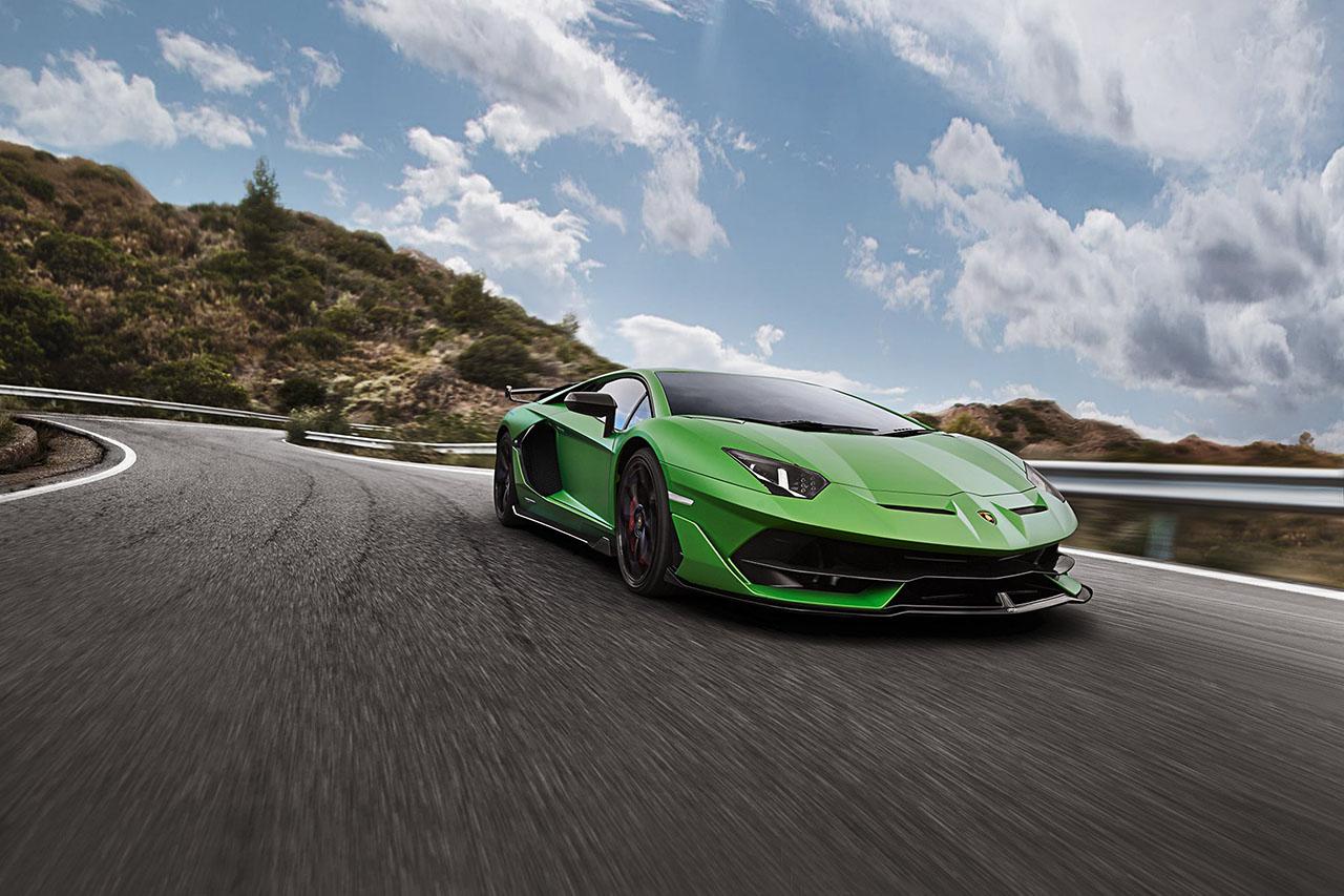 Aventador svj 17 1