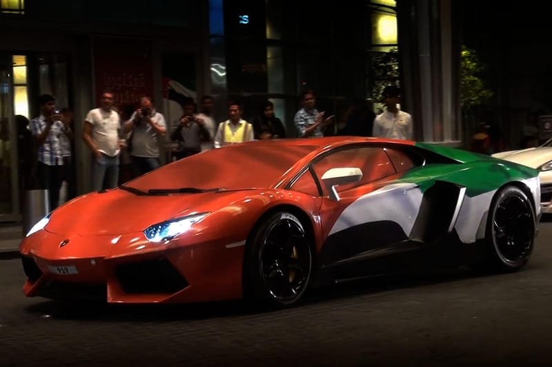 https://www.lambocars.com/wp-content/uploads/2020/11/aventador_tricolore_1.jpg