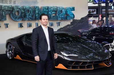 Centenario At The Transformers Premiere In London - Pictures &Amp;Amp; Gallery 2 Https://www. Lambocars. Com/wp-content/uploads/2020/11/centenario_transformers_4. Jpg