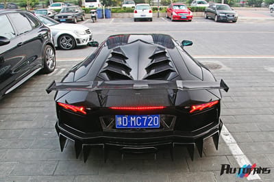 https://www.lambocars.com/wp-content/uploads/2020/11/dmc_aventador_edizione_gt_44.jpg