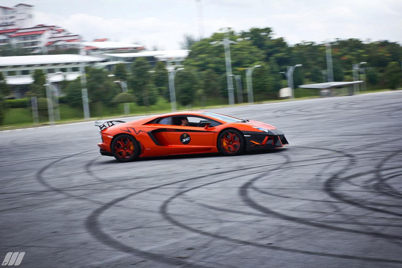 Dmc Aventador Lp900-4 Sv Edition 1 Of 10 - Pictures &Amp; Gallery 19 Https://www. Lambocars. Com/wp-content/uploads/2020/11/dmc_aventador_lp900_sv_1of10_8-1. Jpg