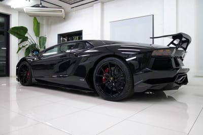 Dmc Aventador Molto Veloce Nero 2 Https://www. Lambocars. Com/wp-content/uploads/2020/11/dmc_aventador_molto_veloce_black_02. Jpg