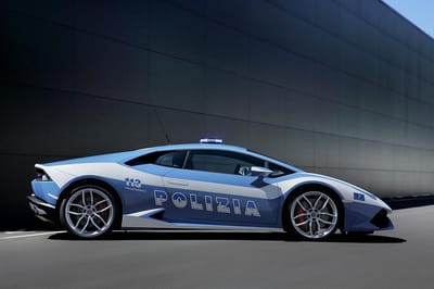 Https://www. Lambocars. Com/wp-content/uploads/2020/11/huracan_lp610_polizia_4. Jpg