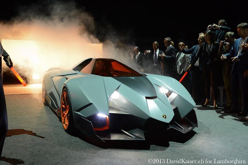 https://www.lambocars.com/wp-content/uploads/2020/11/lamborghini_egoista_25-1.jpg