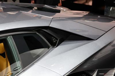 Lamborghini Aventador