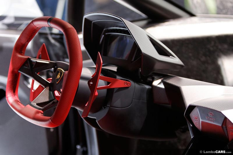 https://www.lambocars.com/wp-content/uploads/2020/11/sesto_elemento_dashboard.jpg