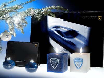 Be Blue This Christmas With Lamborghini 2 Https://www. Lambocars. Com/wp-content/uploads/2020/11/xmas2010. Jpg