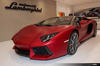 https://www.lambocars.com/wp-content/uploads/2020/12/2015_ad_personam_aventador_1.jpg
