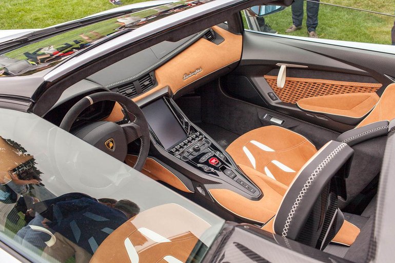Lamborghini centenario салон