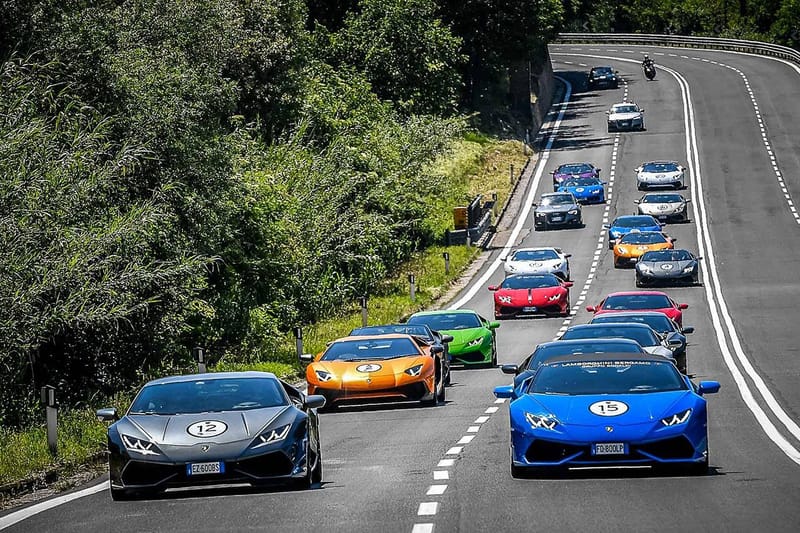 https://www.lambocars.com/wp-content/uploads/2020/12/2016_italia_tour_3.jpg