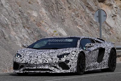 https://www.lambocars.com/wp-content/uploads/2020/12/2017_aventador_facelift_1.jpg