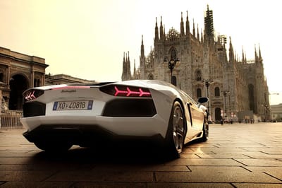 https://www.lambocars.com/wp-content/uploads/2020/12/50th_grande_giro_may_7_milan.jpg