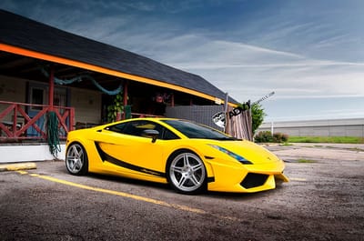 https://www.lambocars.com/wp-content/uploads/2020/12/adv1_evs_gallardo_170812_1.jpg