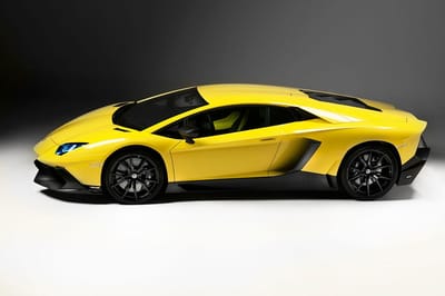 https://www.lambocars.com/wp-content/uploads/2020/12/aventador_lp720_4_50_anniversario_2.jpg