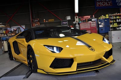 https://www.lambocars.com/wp-content/uploads/2020/12/bond_aventador_1.jpg