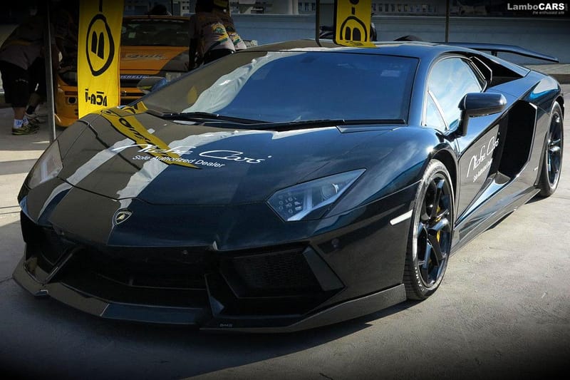 https://www.lambocars.com/wp-content/uploads/2020/12/dmc_aventador_mv_black_15.jpg