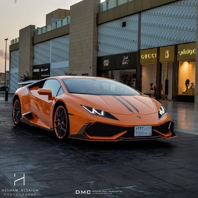https://www.lambocars.com/wp-content/uploads/2020/12/dmc_huracan_cairo_edition_1-1.jpg