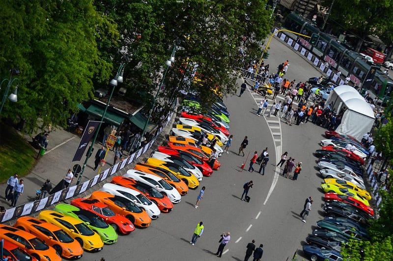 https://www.lambocars.com/wp-content/uploads/2020/12/evo_tv_grande_giro.jpg