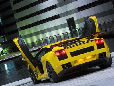 https://www.lambocars.com/wp-content/uploads/2020/12/gallbf1.jpg