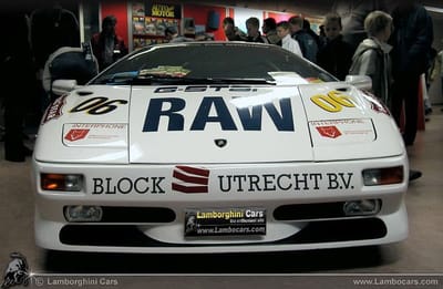 https://www.lambocars.com/wp-content/uploads/2020/12/htn2k1.jpg