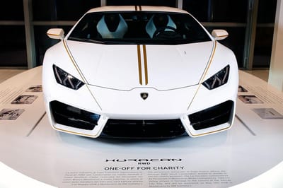 Https://www. Lambocars. Com/wp-content/uploads/2020/12/huracan_rwd_pope_francis_7-1. Jpg